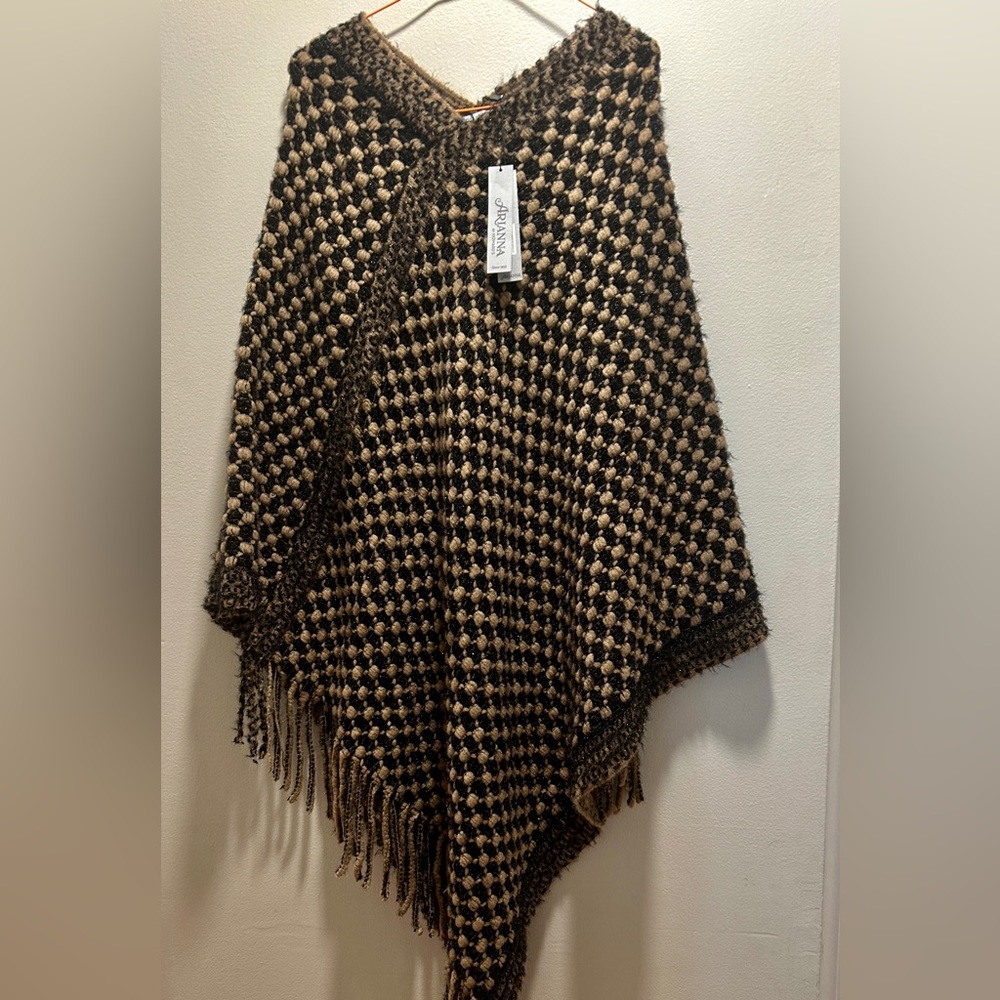 Arianna by Howard’s Poncho